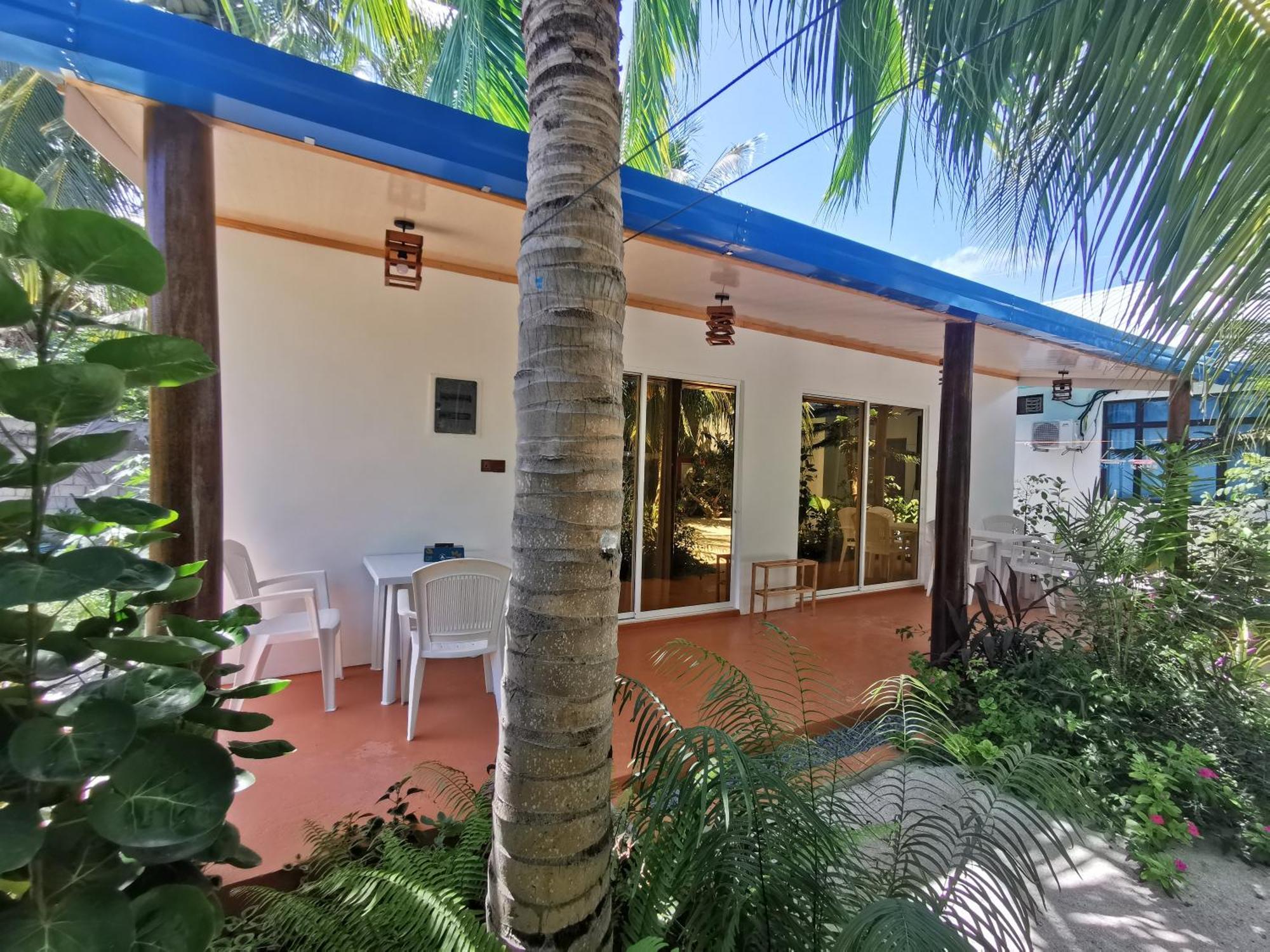 Blue Water Thoddoo Inn Rom bilde